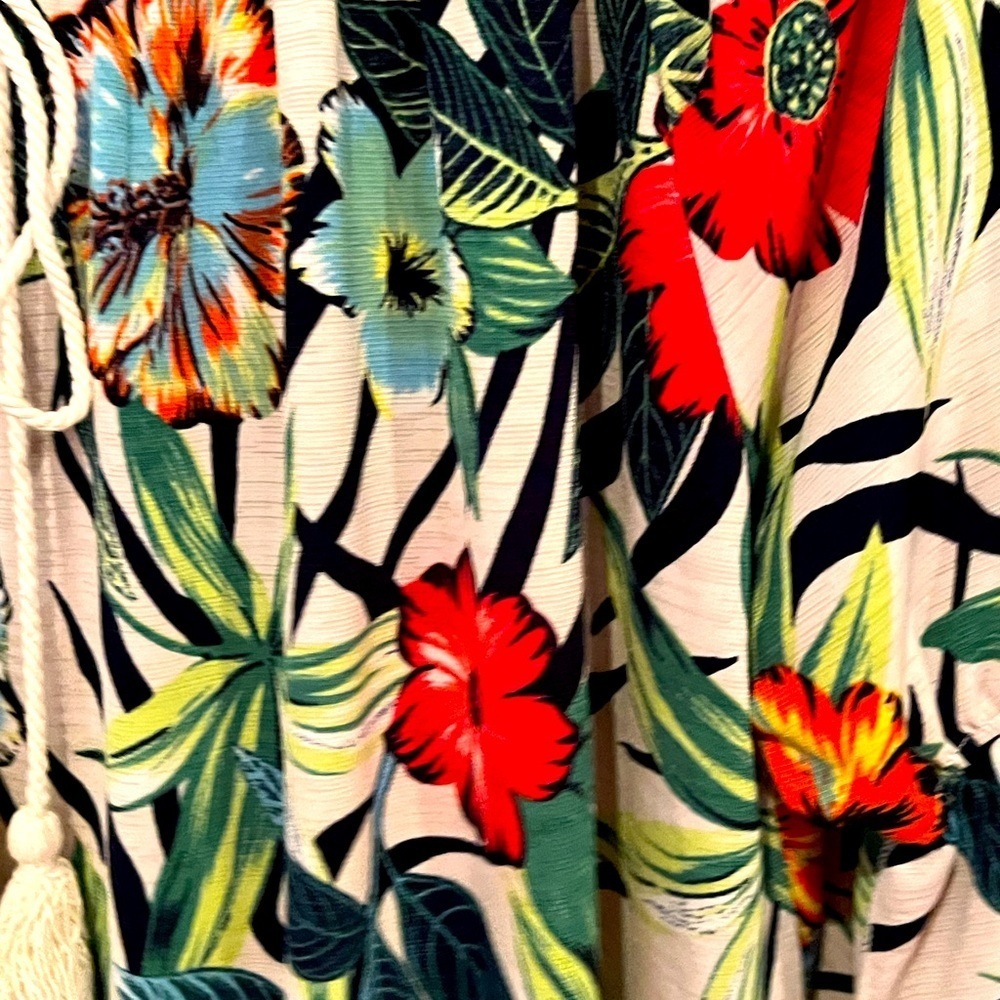 # Tropical floral 1X 3/4 sleeve tunic - Picture 3 of 5